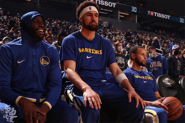 与角落拉开 与角落拉开