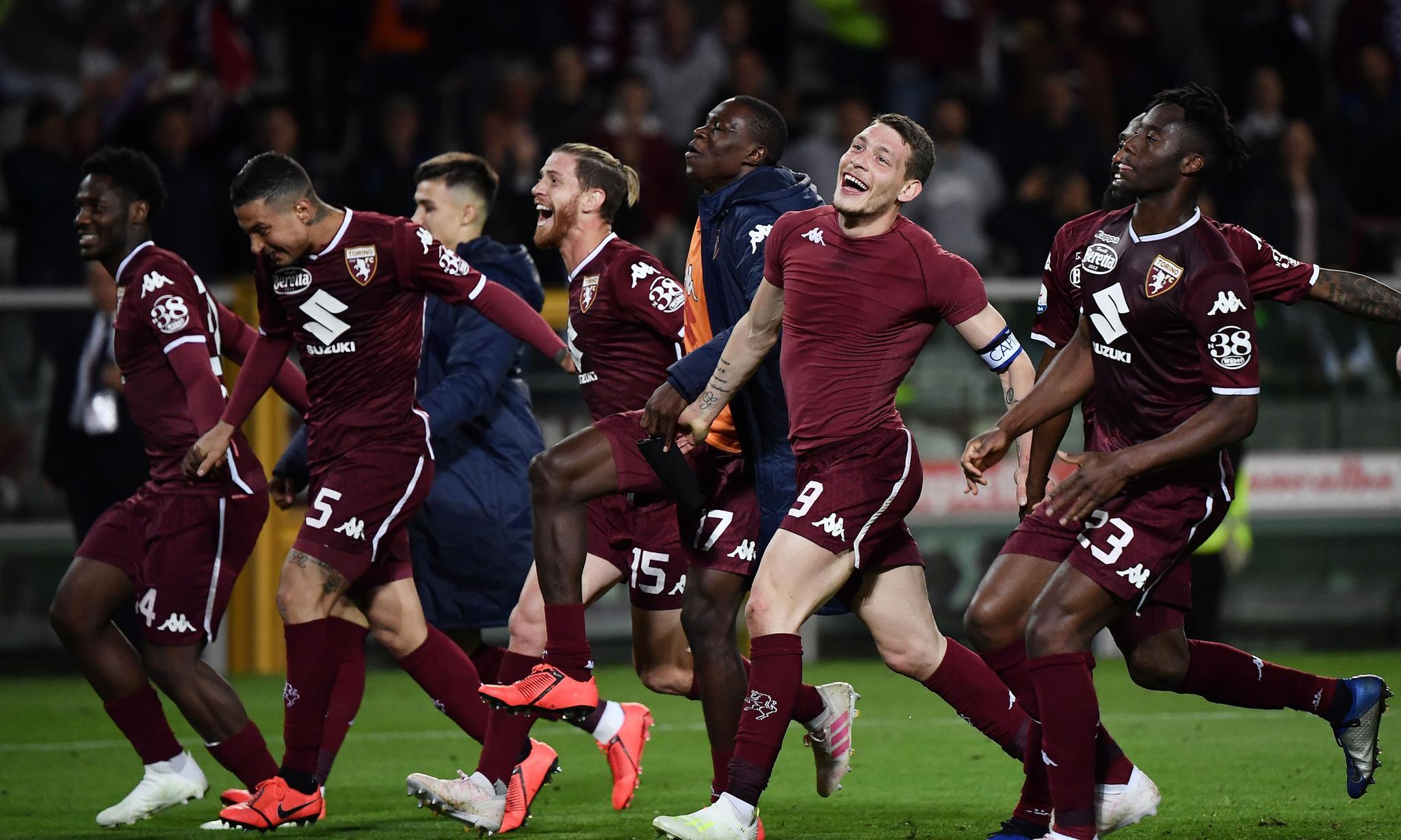 对阵科隆 对阵科隆