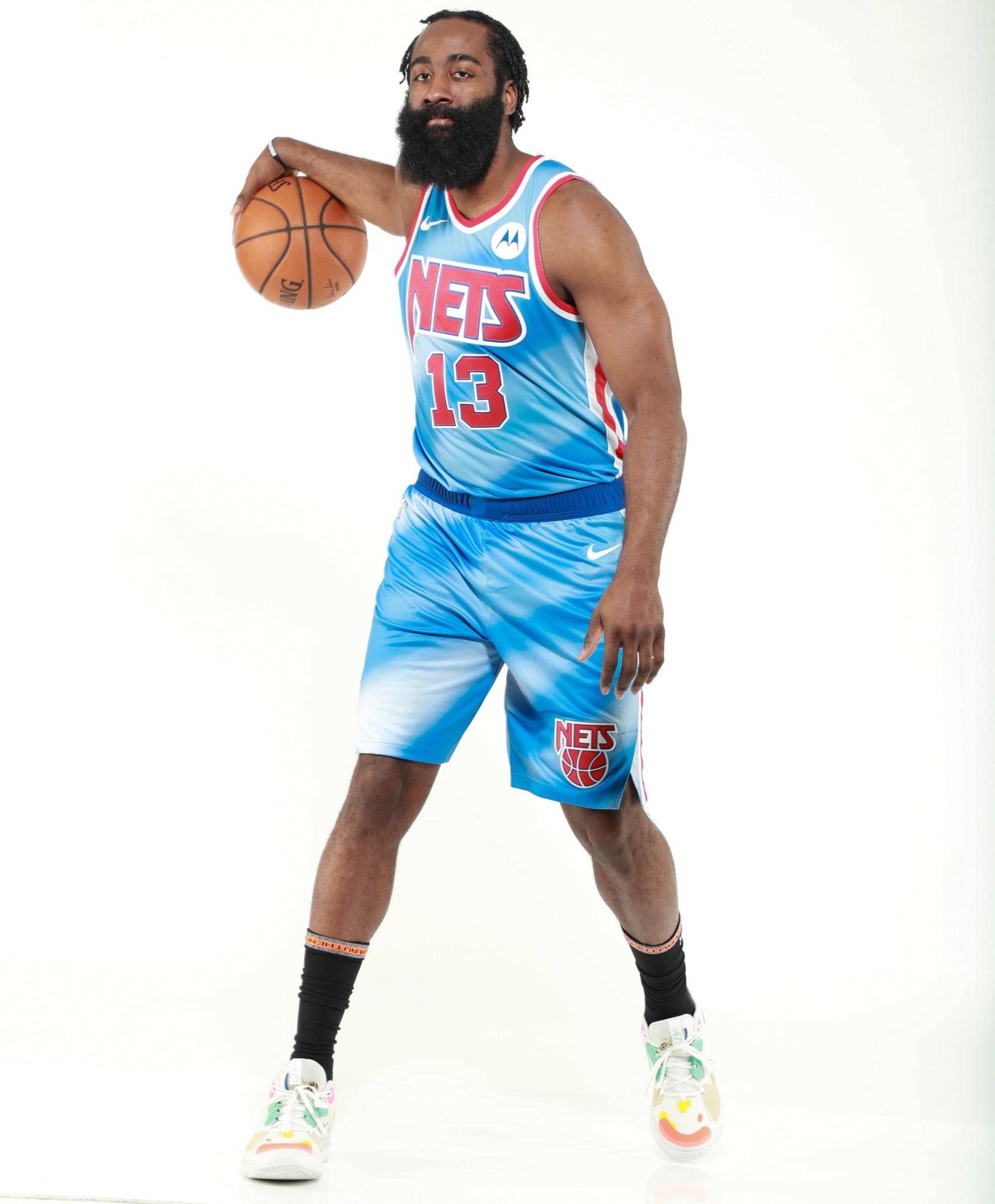 边路拉宽 边路拉宽